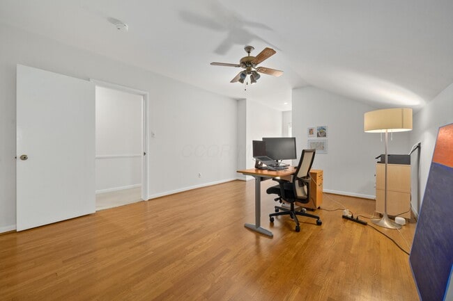 Building Photo - 2590 Brookwood Rd