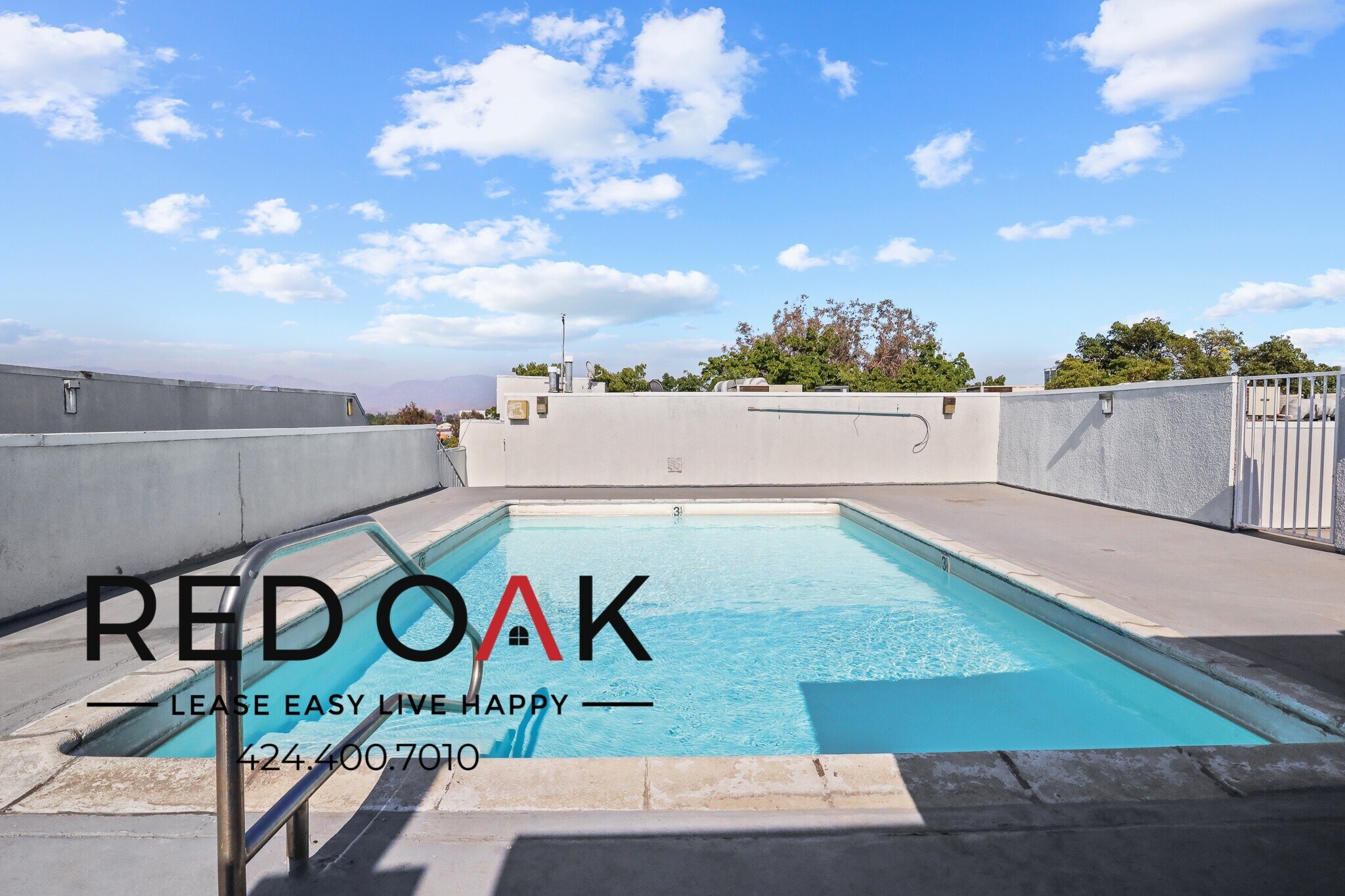 Building Photo - 8309 Cedros Ave