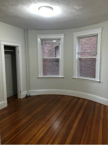 Building Photo - 35 Orkney Rd