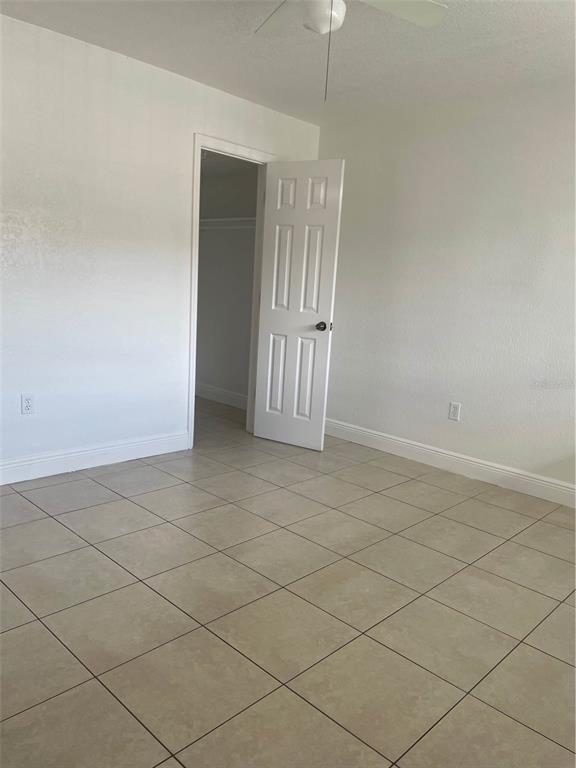 Building Photo - 797 W Lancaster Rd