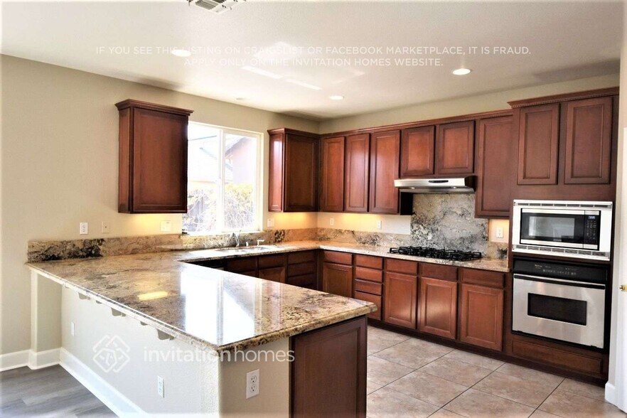 Building Photo - 331 Allaire Cir