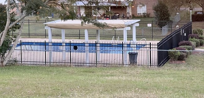 Building Photo - Home for rent in Prattville