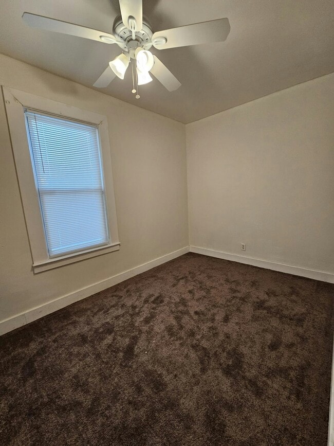 Building Photo - 295 Marston St