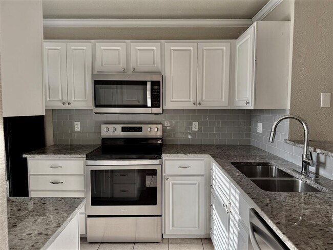 Building Photo - 2018 W Rundberg Ln