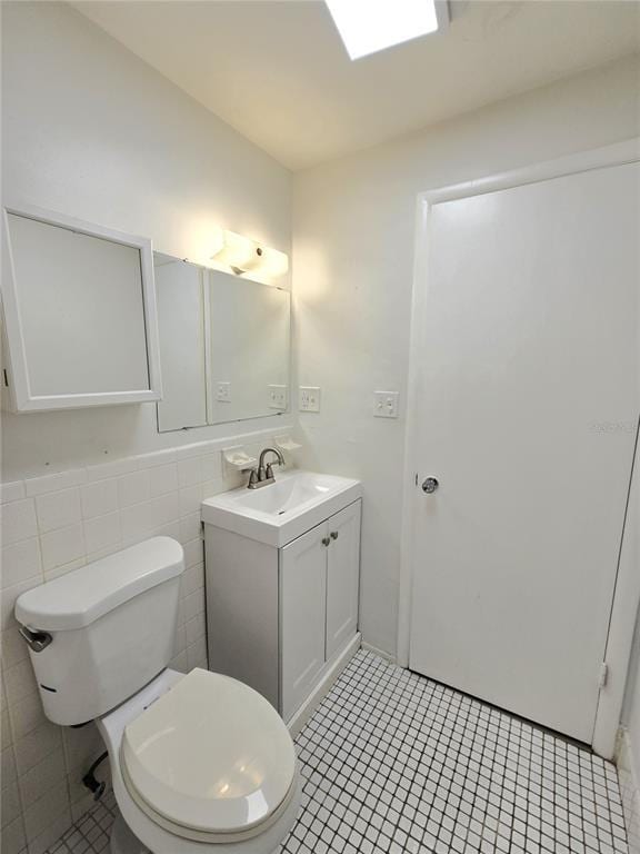 Building Photo - 2366 Shelley St