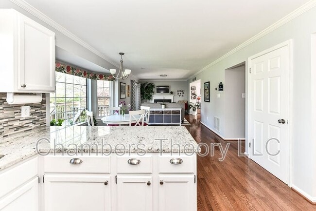 Building Photo - 1412 Kingsvale Cir