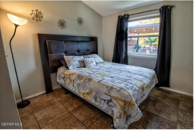 Building Photo - 713 Nita Fay Dr