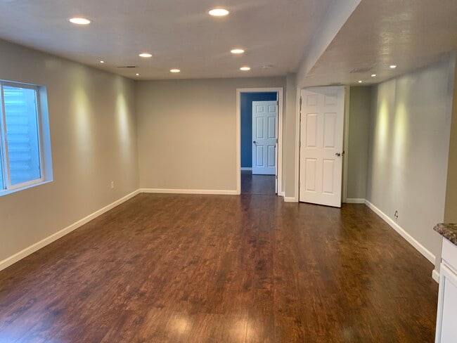 Building Photo - 5033 W Black Granite Way