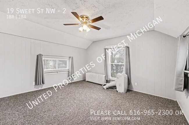 Building Photo - 19 Sweet St NW