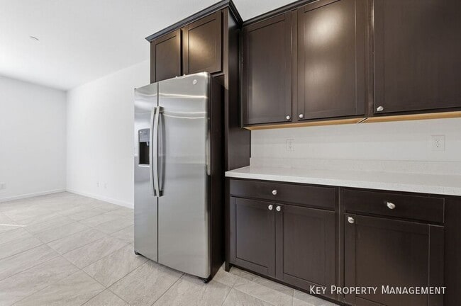 Building Photo - 1529 Layla Crossing Ave