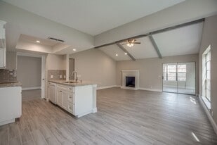 Building Photo - 2311 Blackhaw Ct