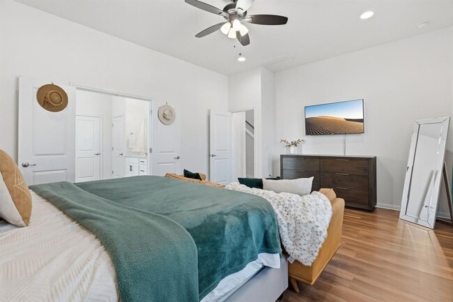 Building Photo - 8704 Apogee Blvd