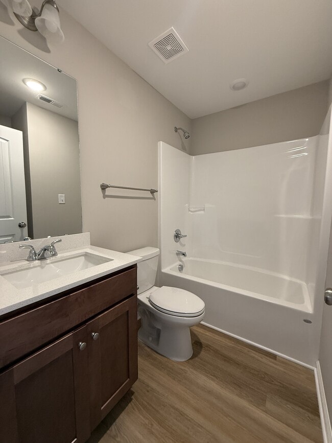 Building Photo - 105 Berkshire Cir