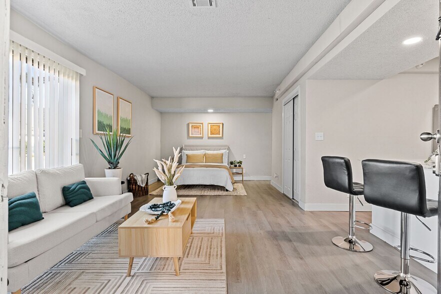 Interior Photo - Avia Apartments