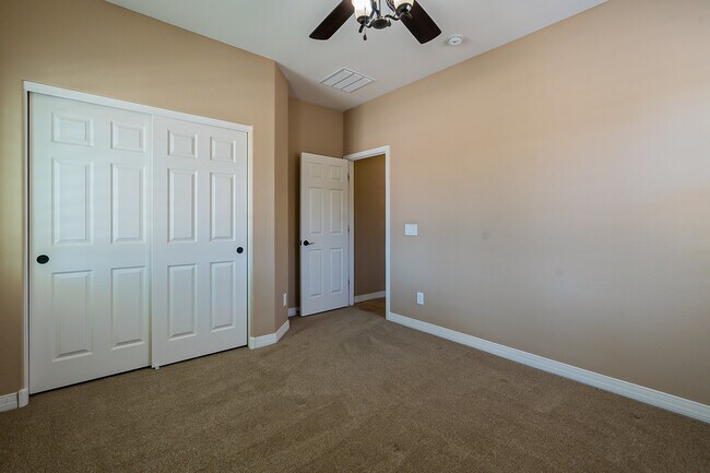 Building Photo - 28315 N Welton Pl