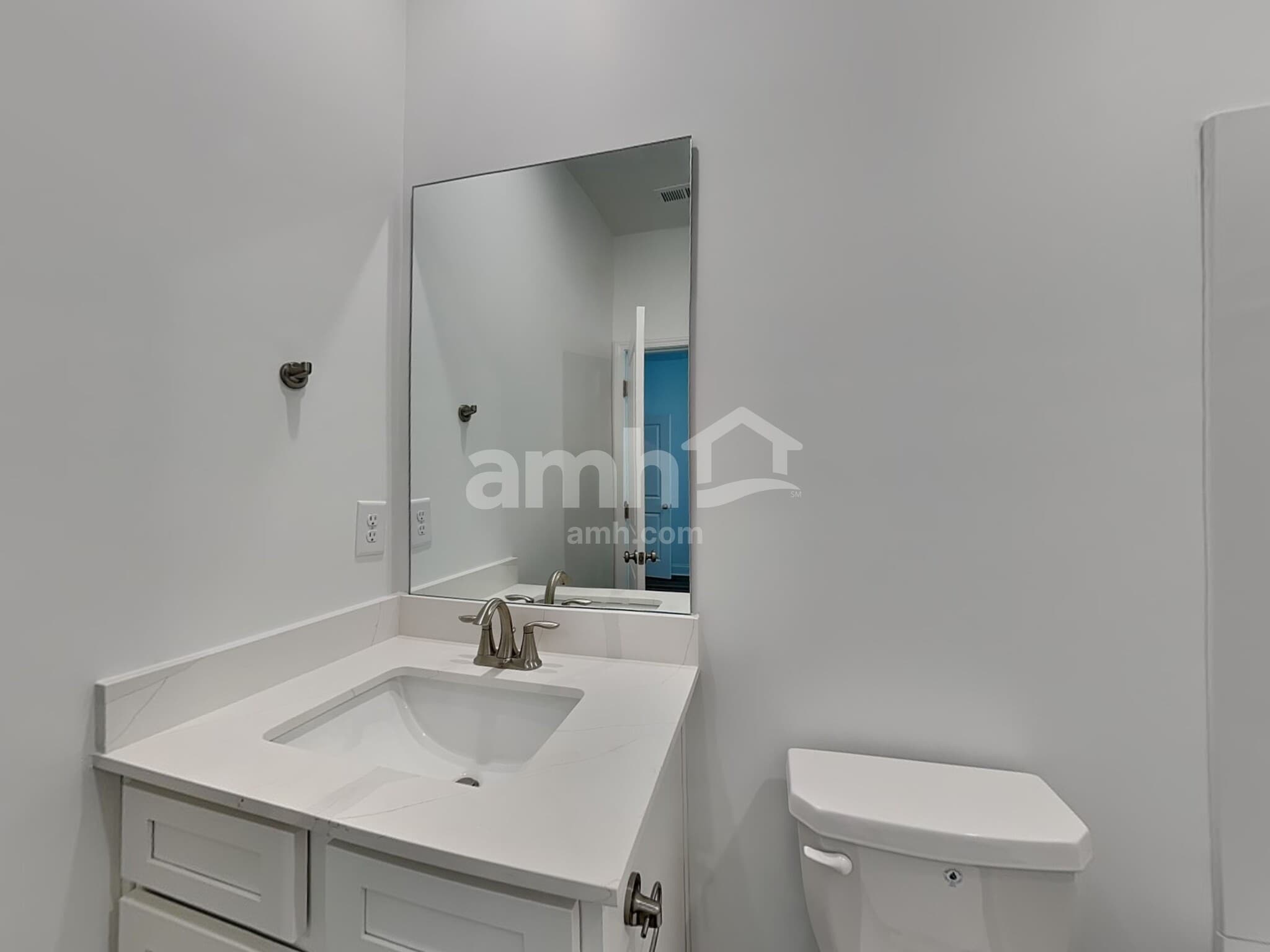 Building Photo - 1675 Soapstone Rd