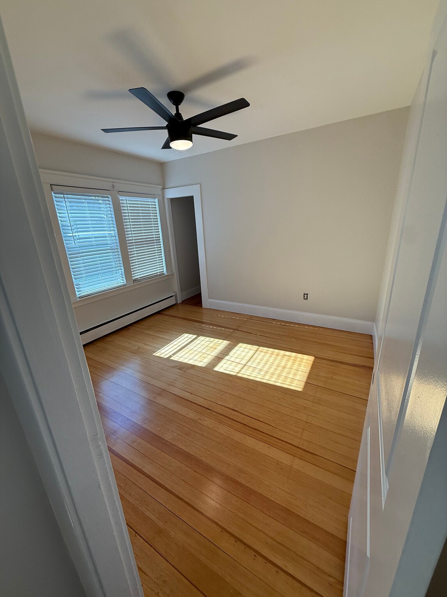 Building Photo - 34 Zella St