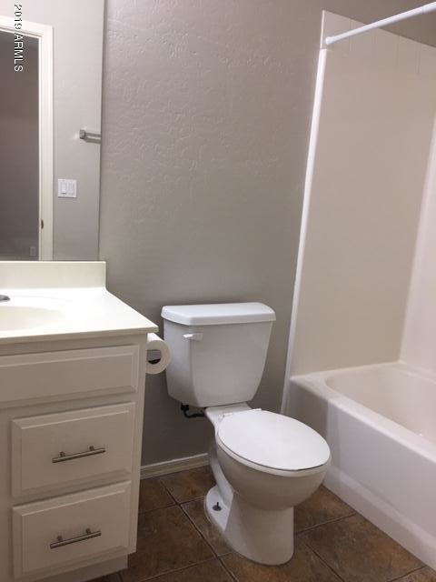 Building Photo - 8940 W Olive Ave