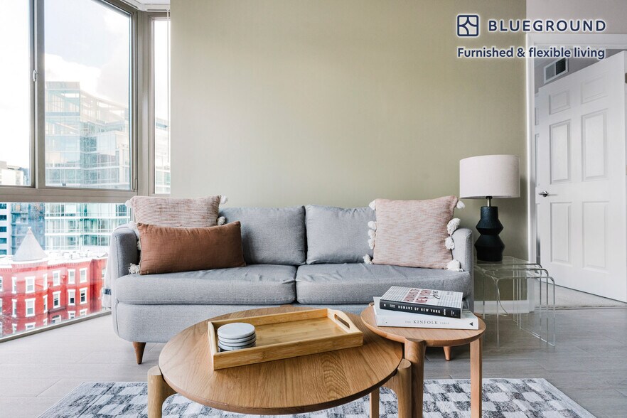 Building Photo - 450 Massachusetts Ave NW