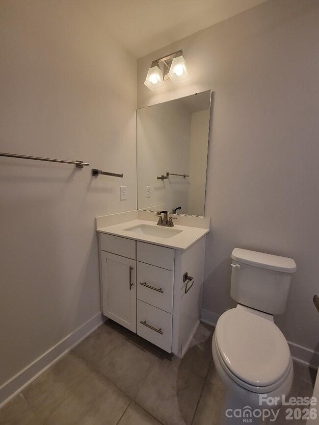 Building Photo - 3633 S Tryon St