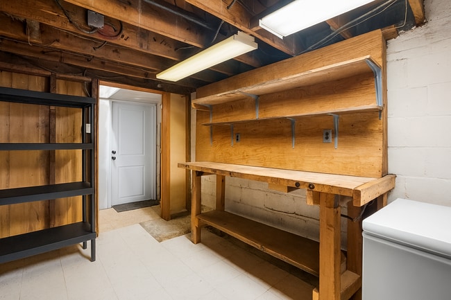 Building Photo - 3700 Kennedy Street