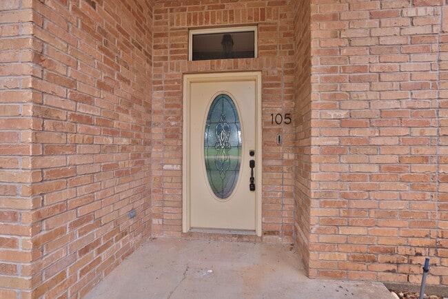 Building Photo - 105 Lawrence Marshall Dr