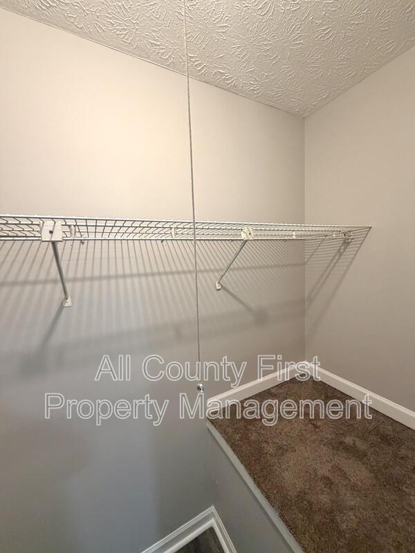Building Photo - 734 S Candler St