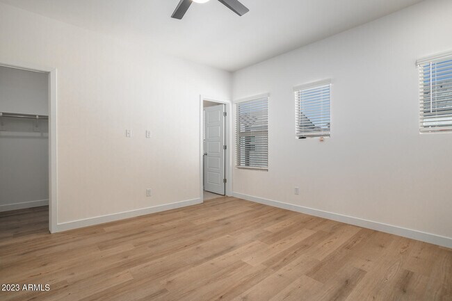 Building Photo - 2169 W Harmont Dr