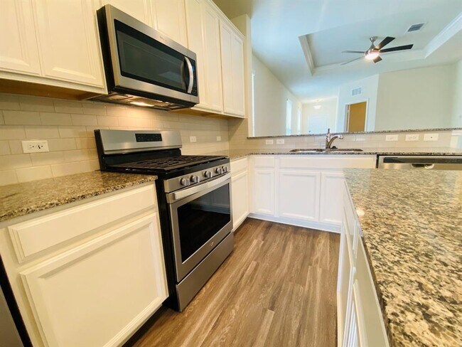 Building Photo - 238 Cascata Way