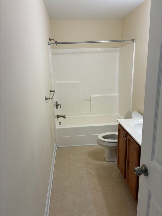 Building Photo - Heart of NEW TOWN