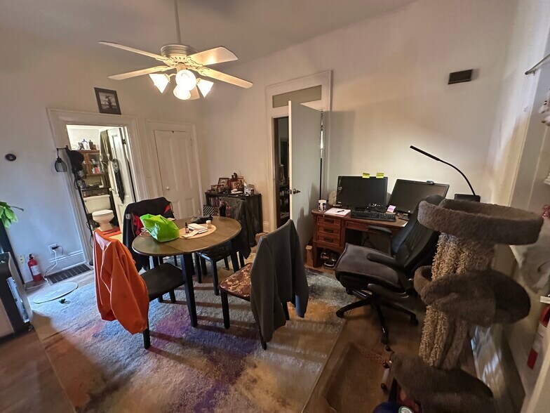 Building Photo - 103 Front St