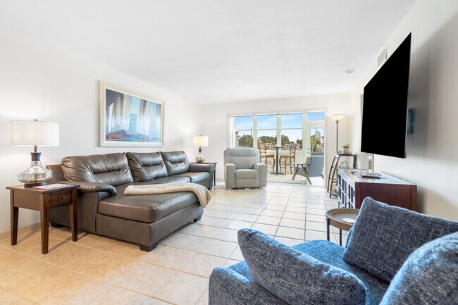 Building Photo - 5555 Gulf Blvd