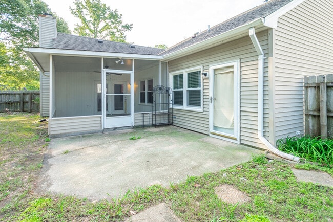Building Photo - BEAUTIFUL HOME FOR RENT IN GLENWOOD AREA