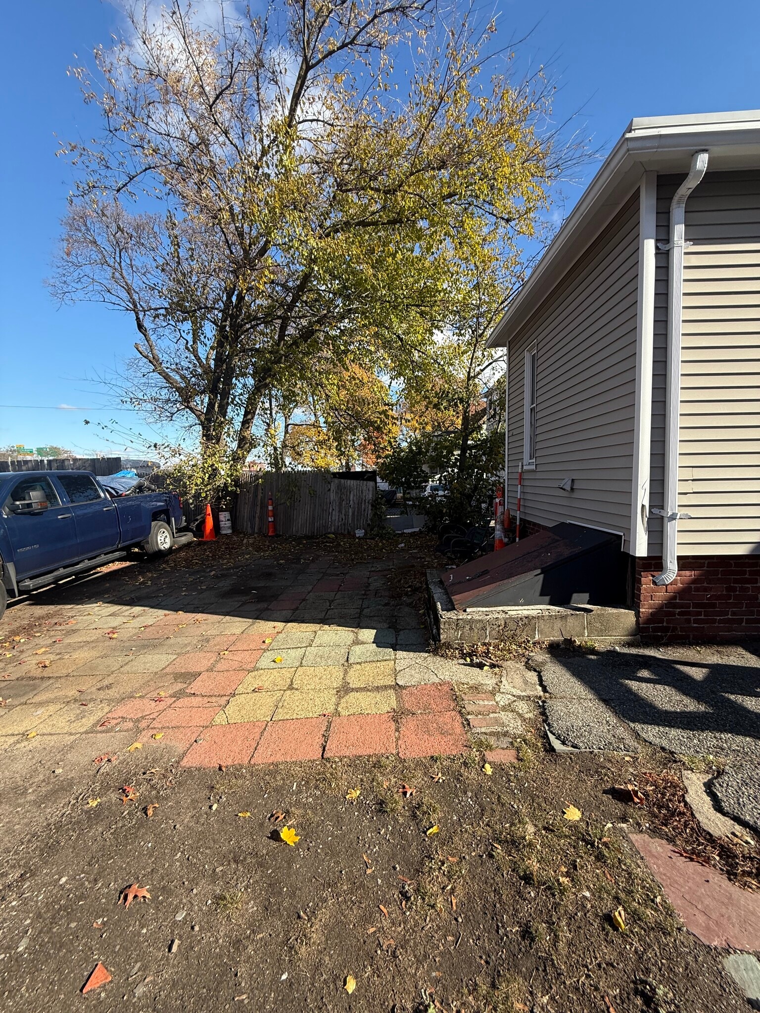 Building Photo - 36 Pratt St