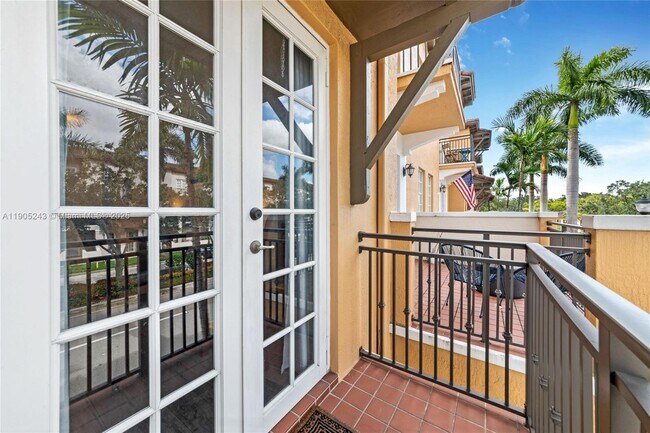 Building Photo - 482 SW 147th Ave