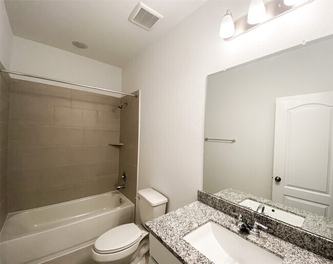 Building Photo - 31302 Whitfield Ct