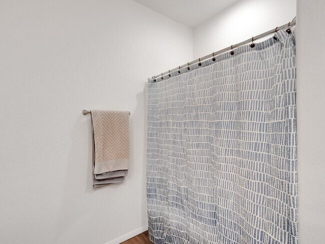 Building Photo - Charming 3BR Condo in Flagstaff