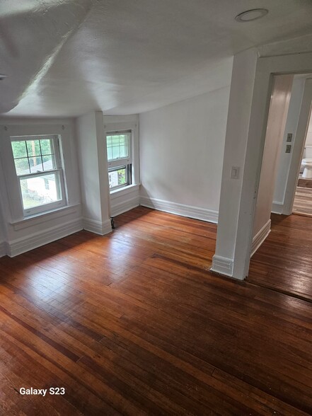 Bedroom - 114 Elm St