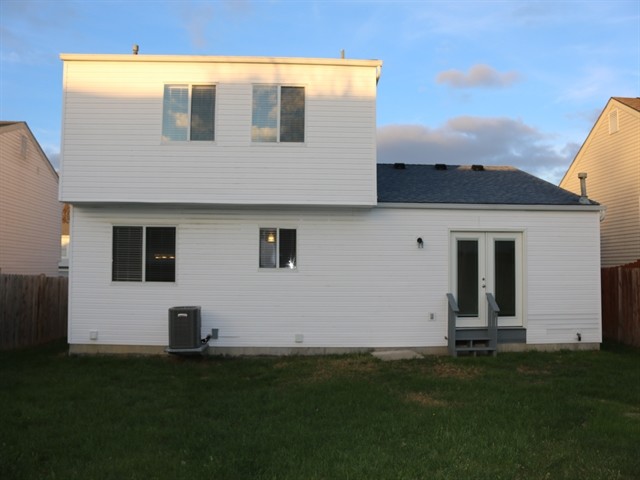 Building Photo - 3559 High Creek Dr