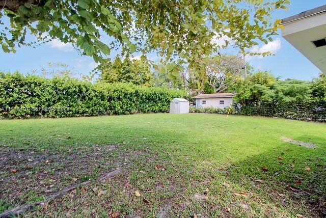 Building Photo - 7325 SW 98th Ct