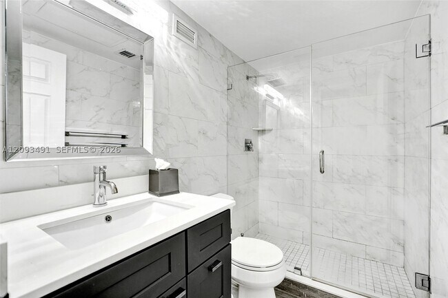 Building Photo - 2501 S Ocean Dr