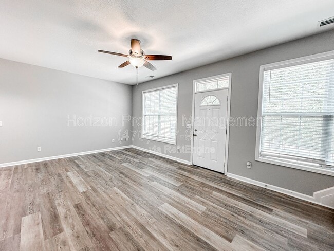 Building Photo - 3230 Century Dr