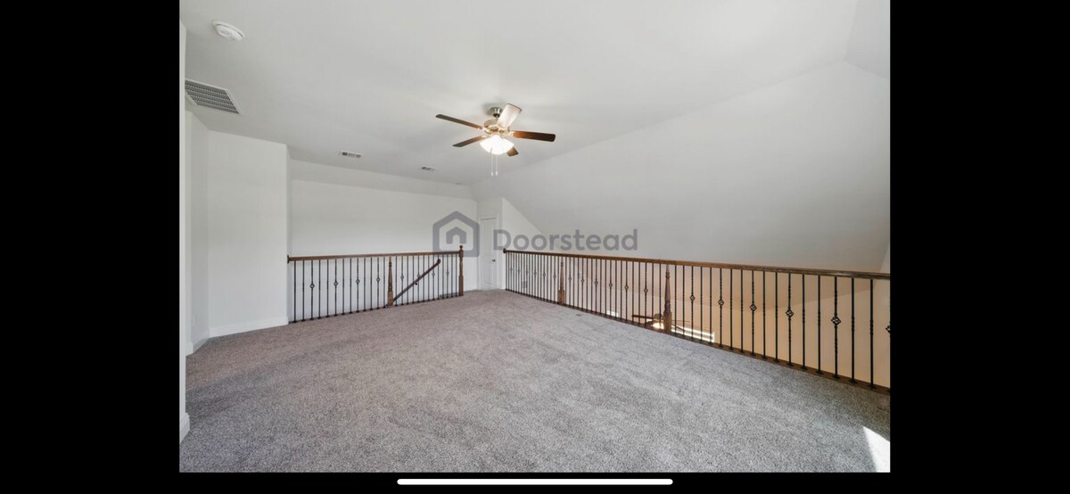 Building Photo - 9578 Kavik St