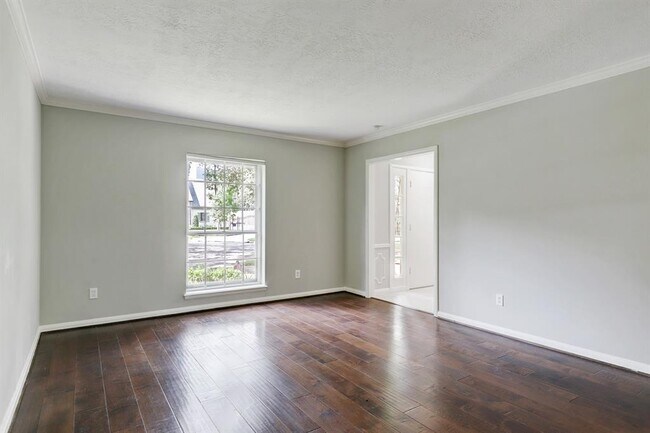 Building Photo - 12303 Broken Bough Dr