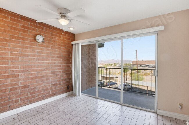 Building Photo - 89 Acoma Blvd N