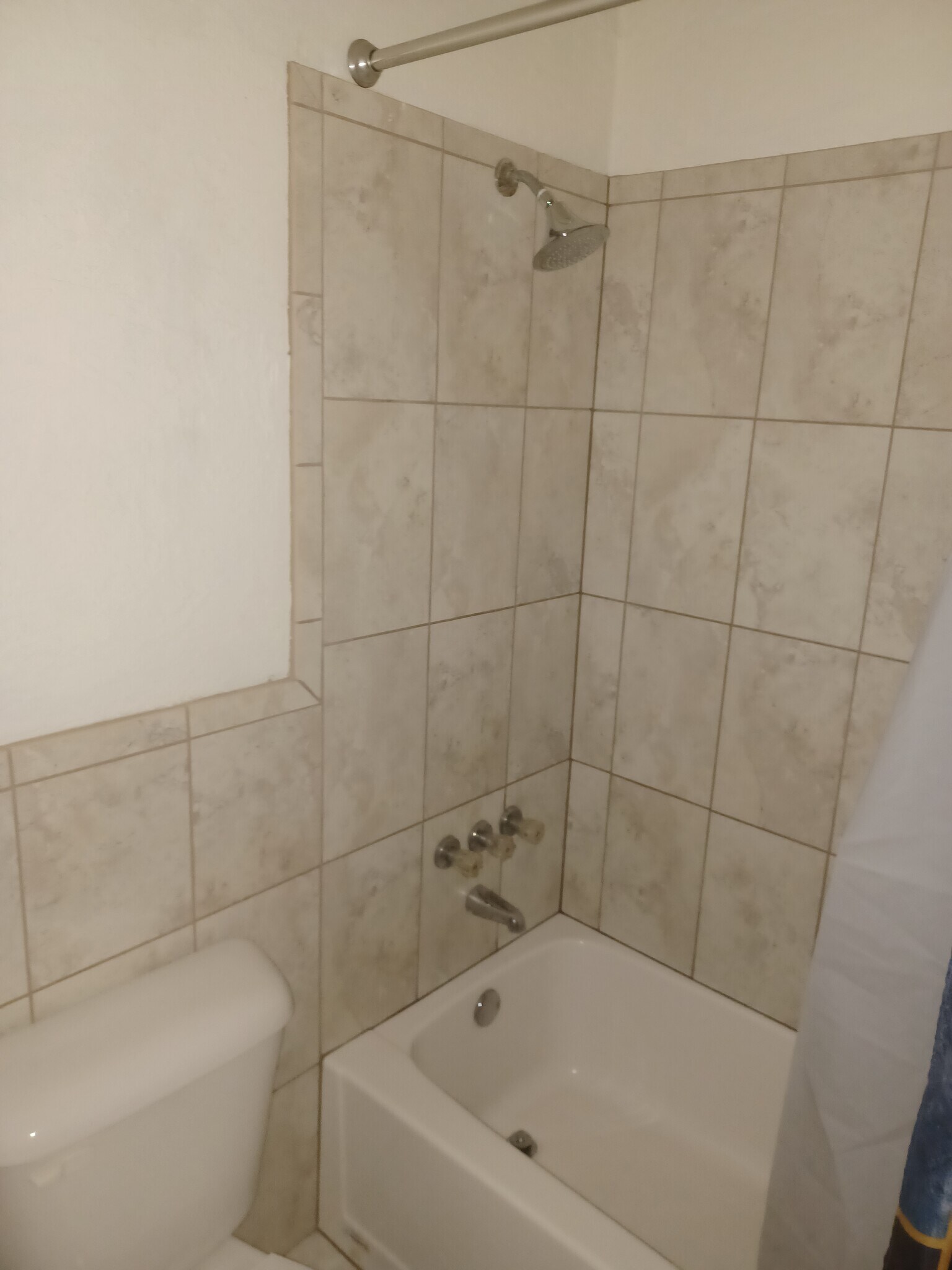 Building Photo - 2053 Syracuse Ct NE