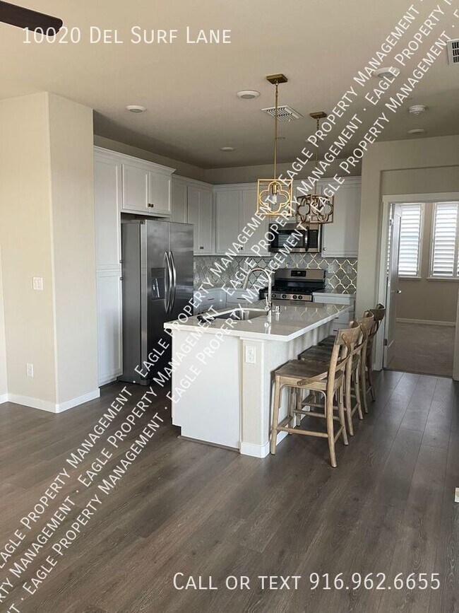 Building Photo - 2/2 Condo close to new casino  in Elk Grove