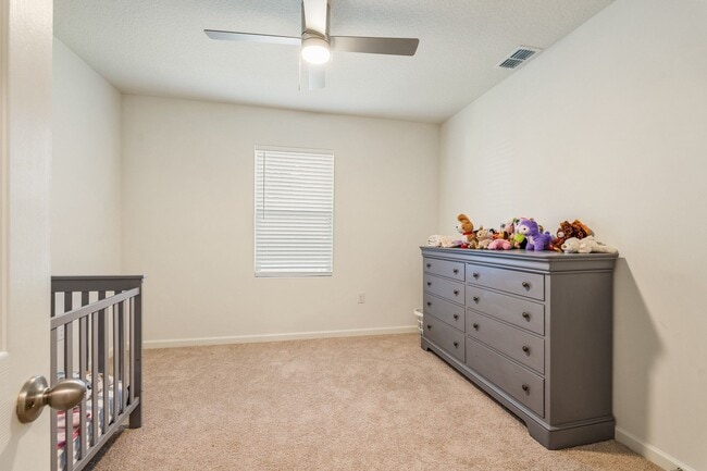 Building Photo - 471 Midvale Terrace