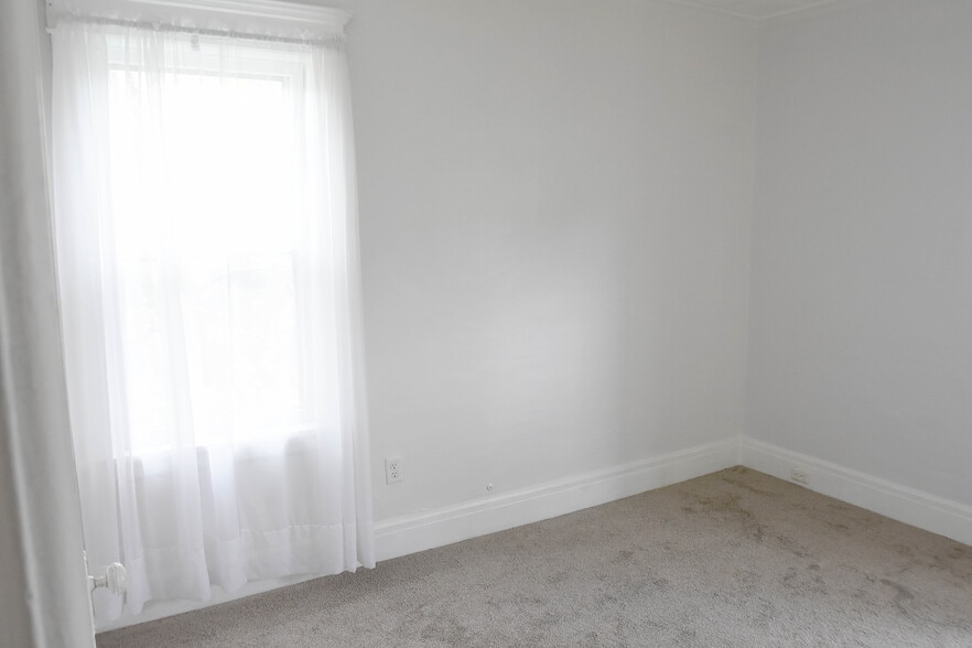 Bedroom - 61 Manchester Pl