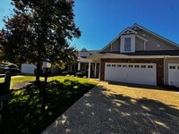 Building Photo - 5406 Ridgedale Dr